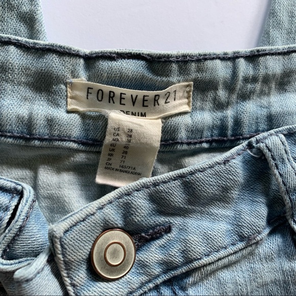 FOREVER 21 Jeans - Picture 4 of 10